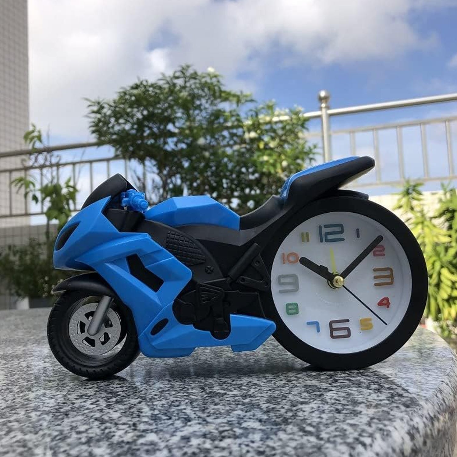 Retro Motorcycle Alarm Clock – Novelty Bike Engine Style Desk Clock Retro Motorcycle Alarm Clock – Novelty Bike Engine Style Desk Clock
